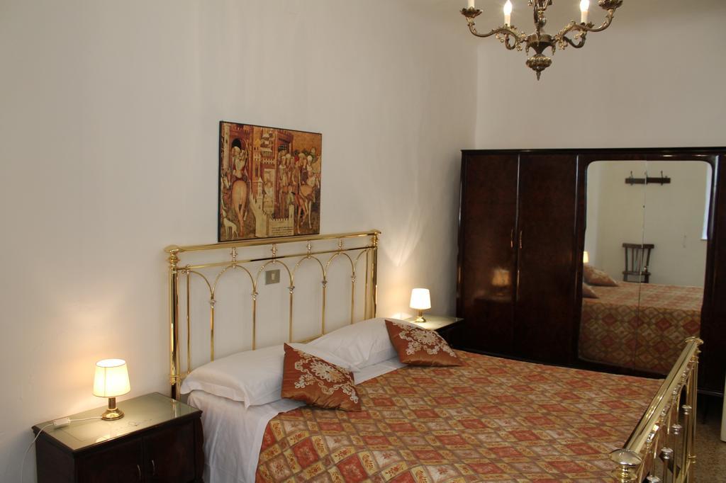 Palazzo Masi Bed & Breakfast Siena Cameră foto